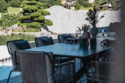 eder-gartenarchitektur-gartengestaltung-moebel-esstisch