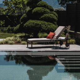 eder-gartenarchitektur-gartengestaltung-moebel-liege-bonsai